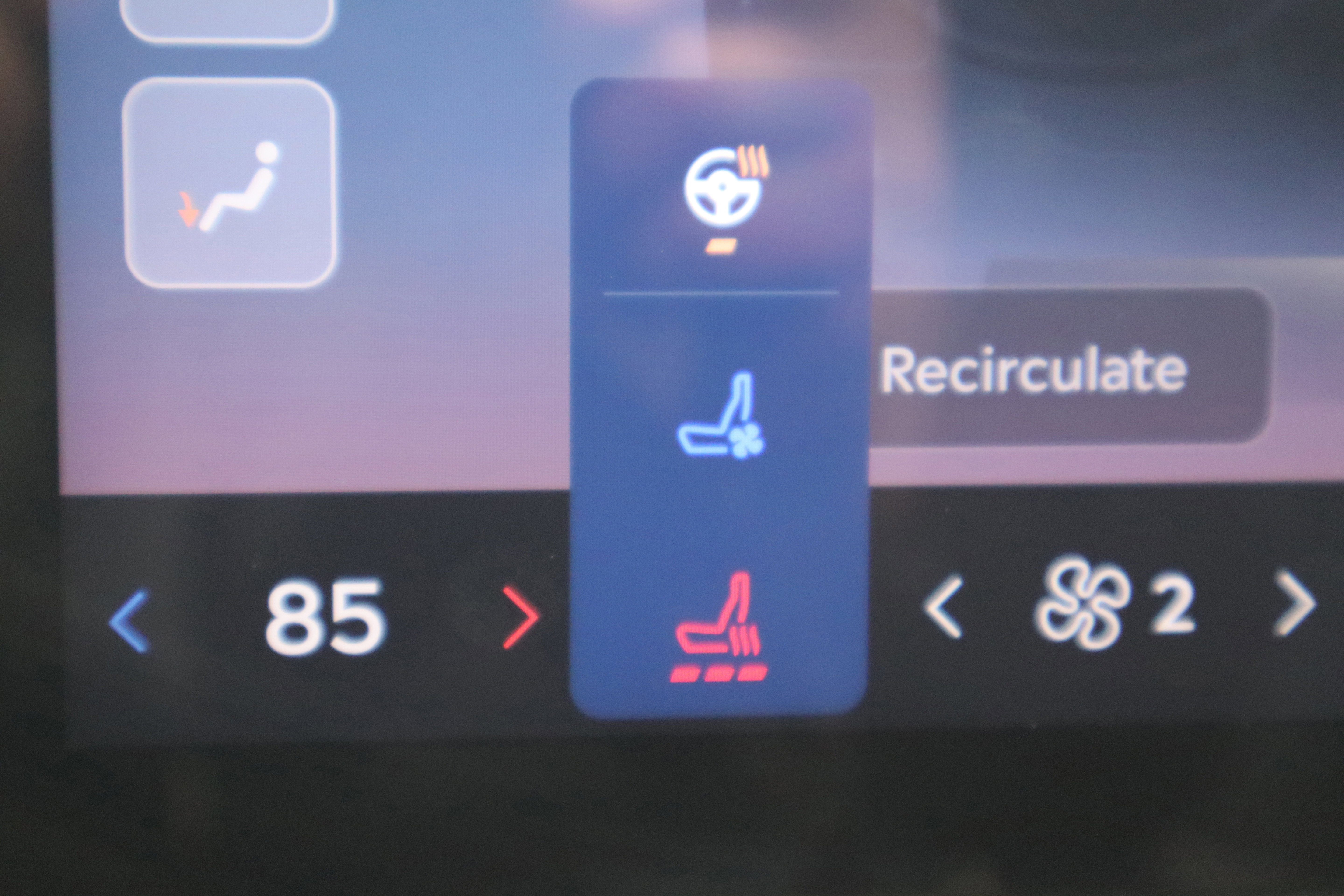 Used 2024 Lincoln Nautilus Reserve w/ Equipment Group 202A image 23