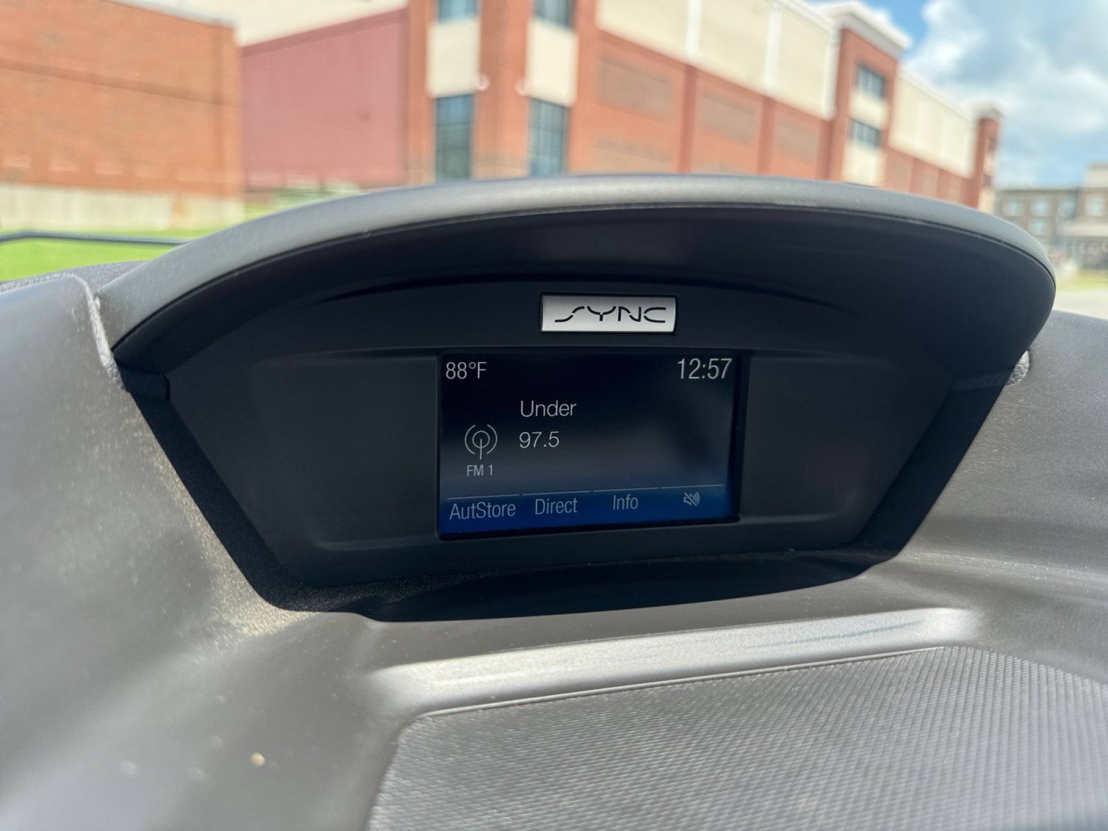 Used 2018 Ford Escape SE FWD image 23