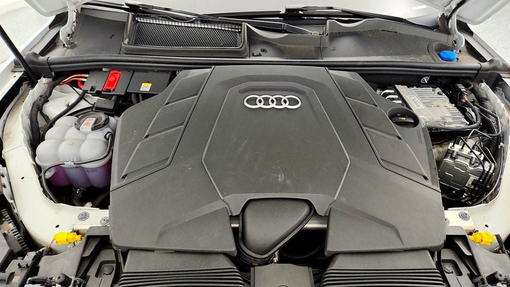 Used 2025 Audi Q7 3.0T Premium Plus AWD/4WD image 29