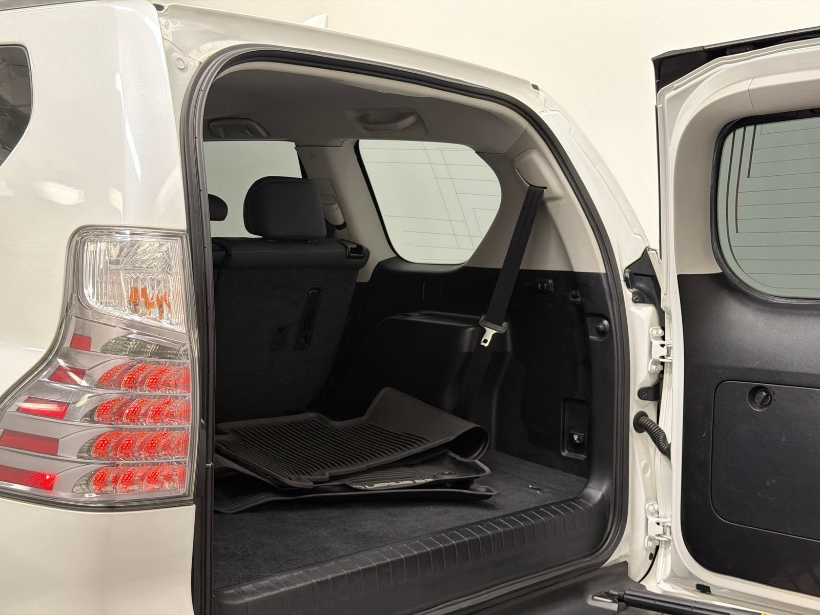 Used 2019 Lexus GX 460 AWD/4WD image 10
