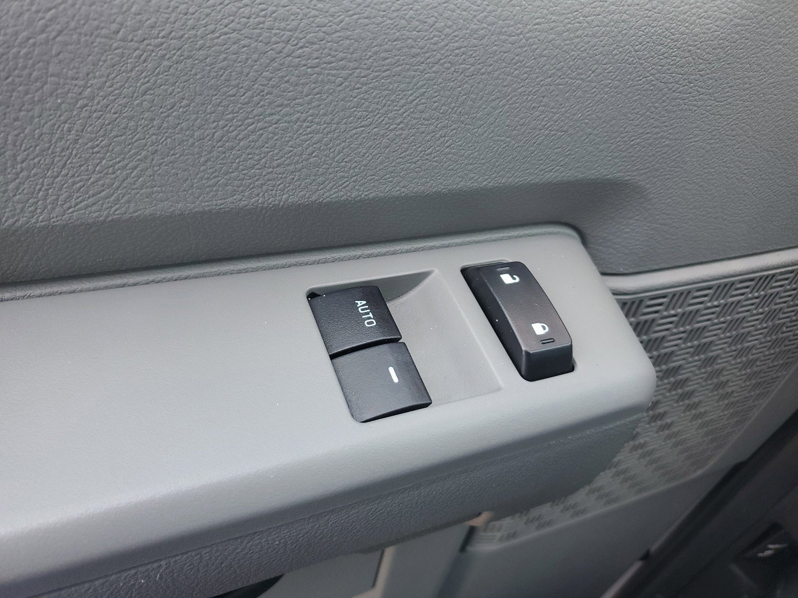 Used 2023 Ford E-350 and Econoline 350 Super Duty w/ Driver's Safety Package image 27