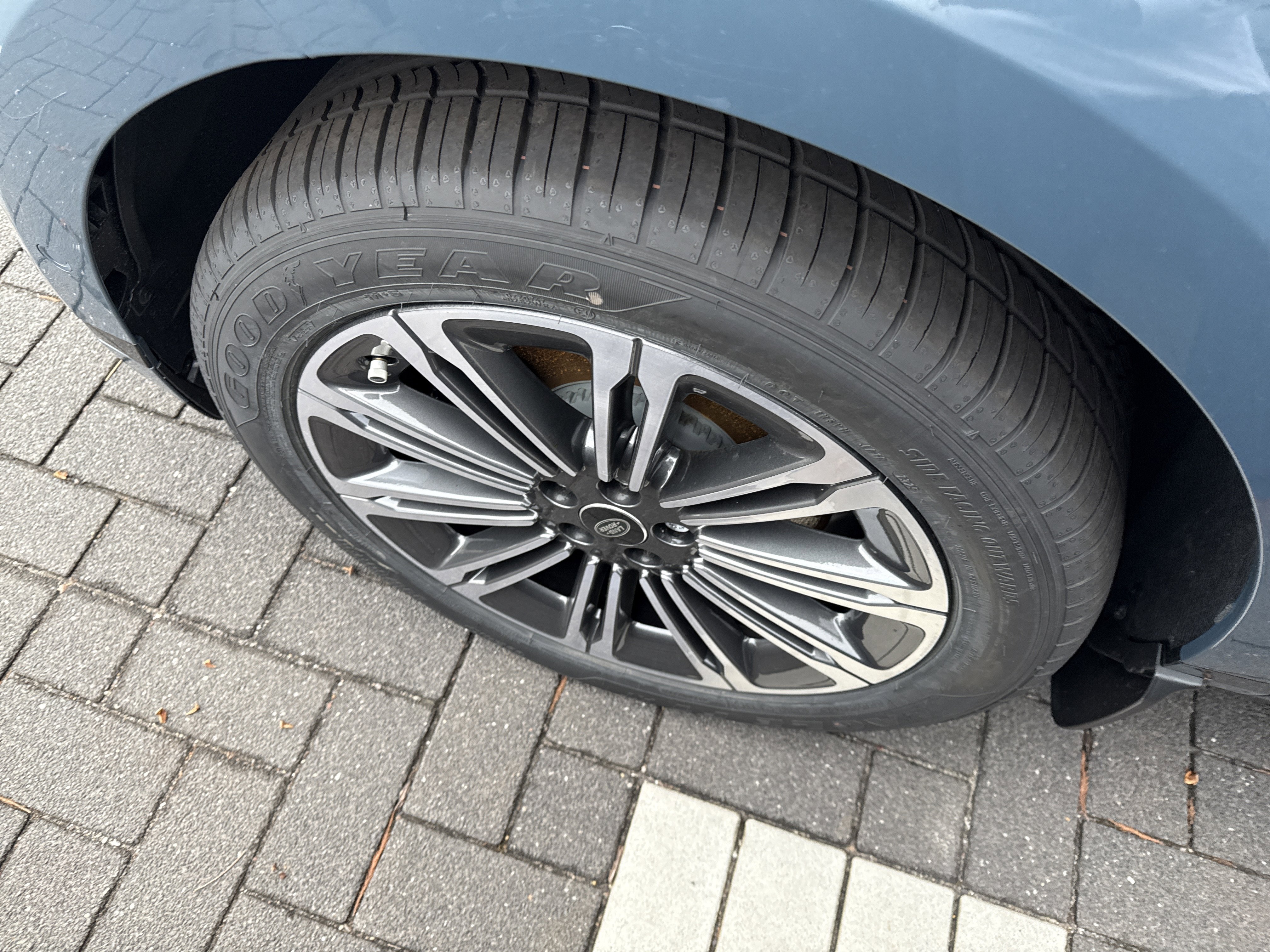 New 2026 Land Rover Range Rover Evoque Dynamic SE image 6