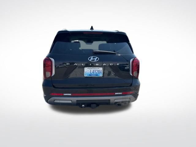 Used 2024 Hyundai Palisade Limited image 3