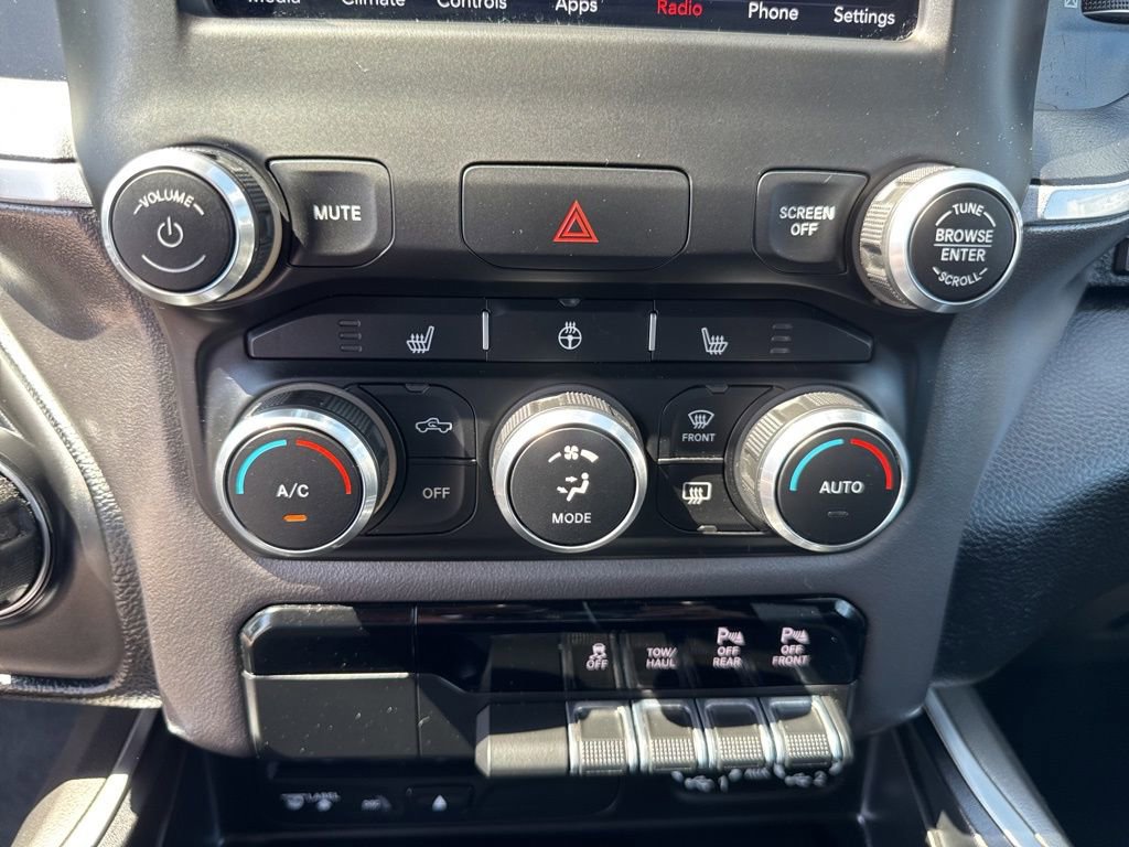 Used 2019 RAM 1500 Big Horn AWD/4WD image 39