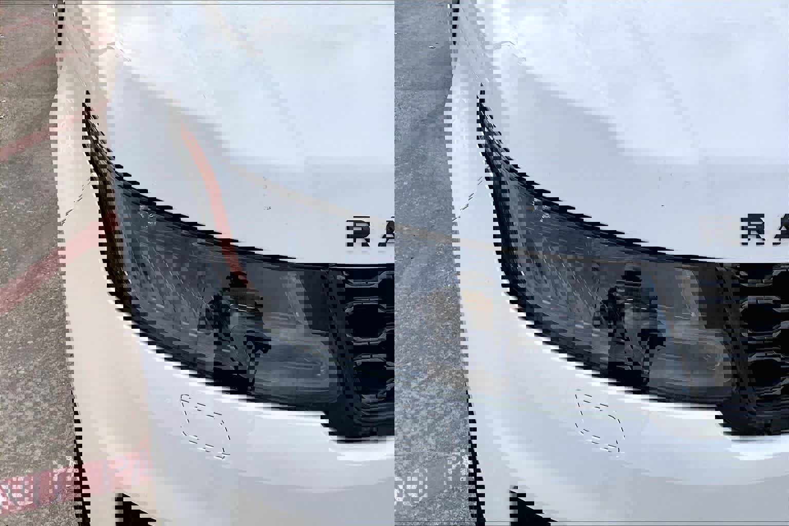 Used 2018 Land Rover Range Rover Sport HSE image 29