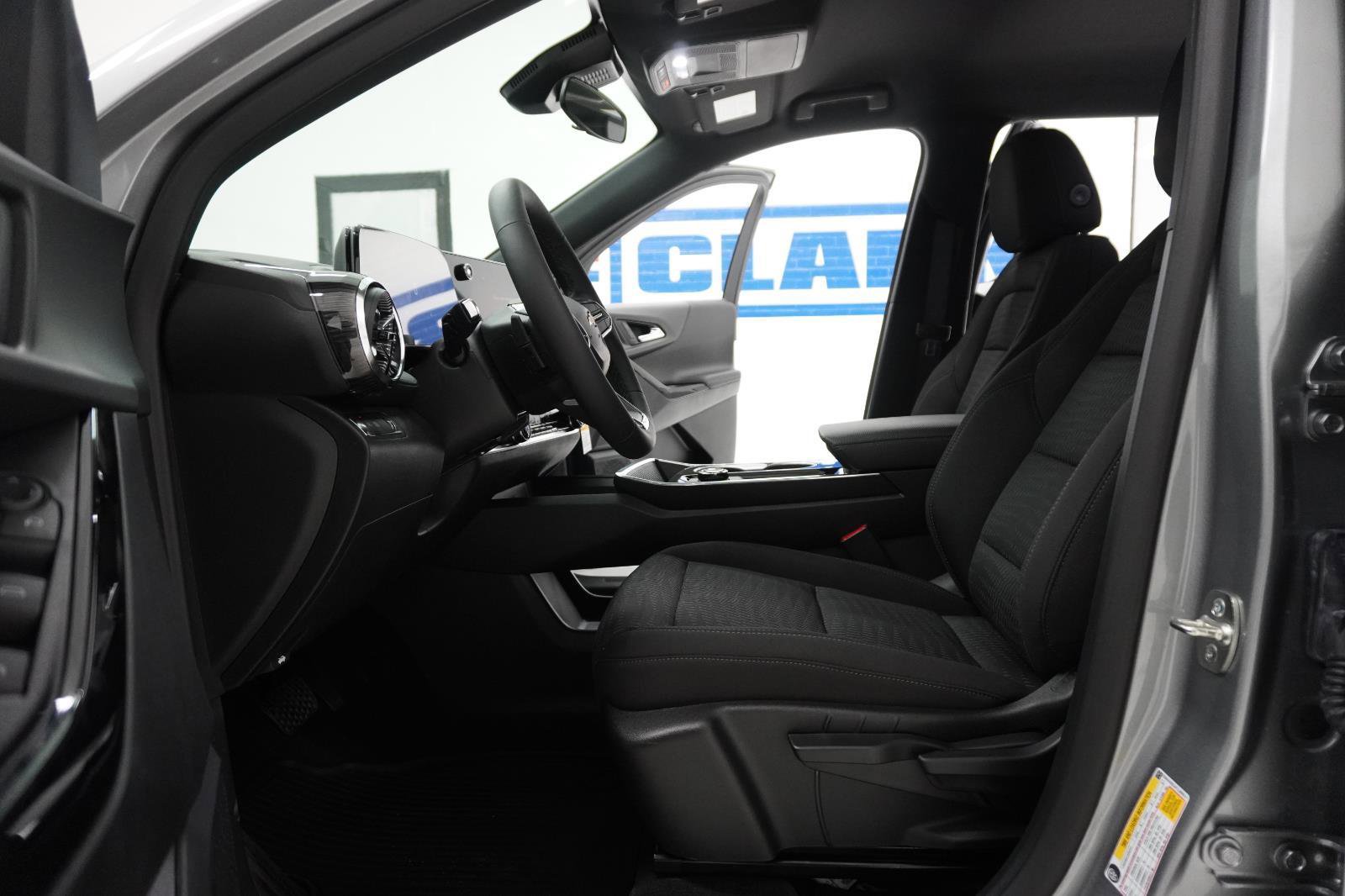 New 2026 Chevrolet Equinox LT image 15