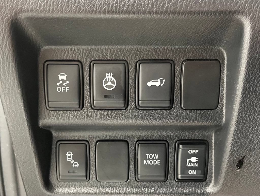 Used 2019 Nissan Pathfinder SL AWD/4WD image 32