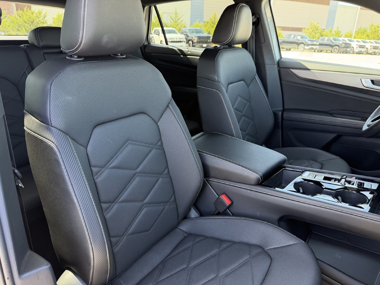 Used 2026 Volkswagen Atlas Cross Sport SE AWD/4WD image 25