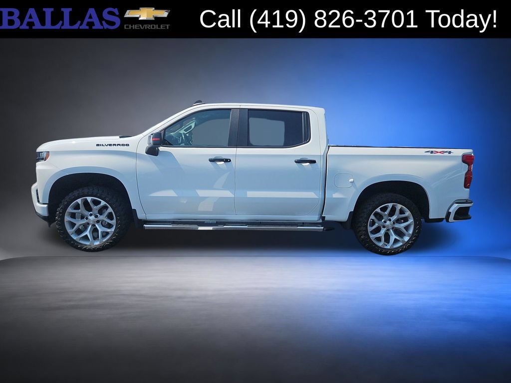 Certified 2022 Chevrolet Silverado 1500 RST w/ Redline Edition AWD/4WD image 2