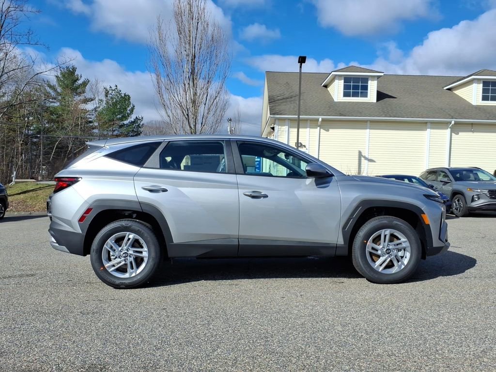 New 2026 Hyundai Tucson SE image 2