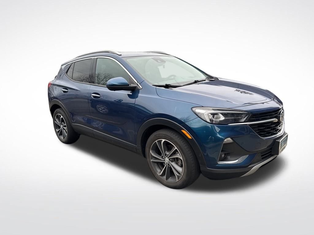 Certified 2020 Buick Encore GX Essence w/ Advanced Technology Package image 2