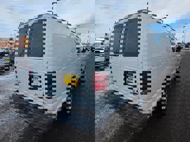 Used 2009 Ford E-150 and Econoline 150 Extended image 7