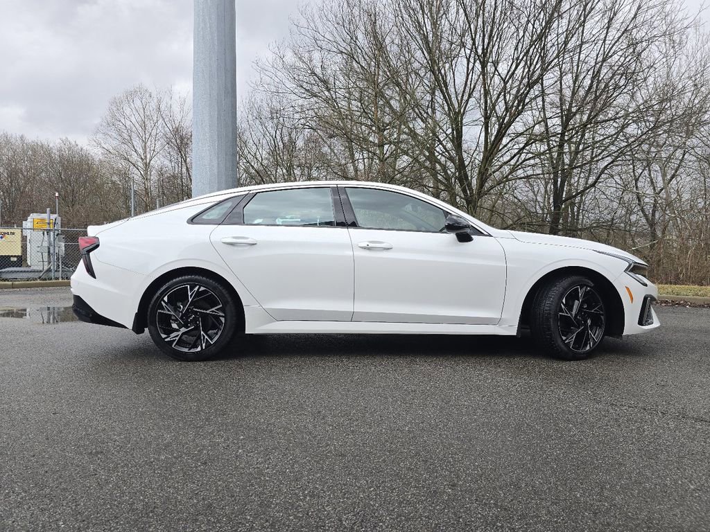 Used 2025 Kia K5 GT-Line w/ GT-Line Premium Package image 17