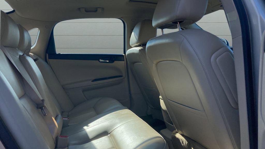 Used 2011 Chevrolet Impala LT w/ Luxury Edition Package image 20