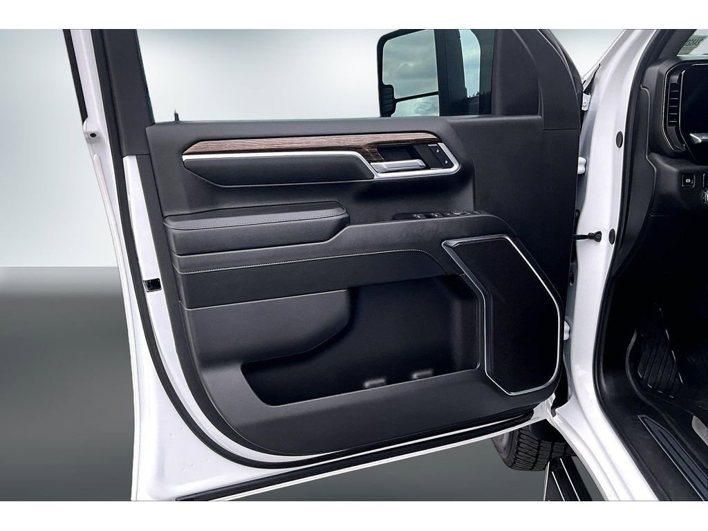 Used 2024 GMC Sierra 2500 SLE w/ SLE Convenience Package image 18