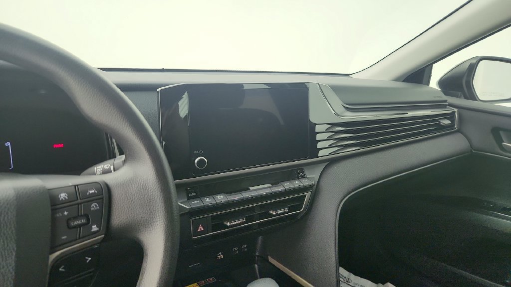 Used 2025 Toyota Camry LE FWD image 14