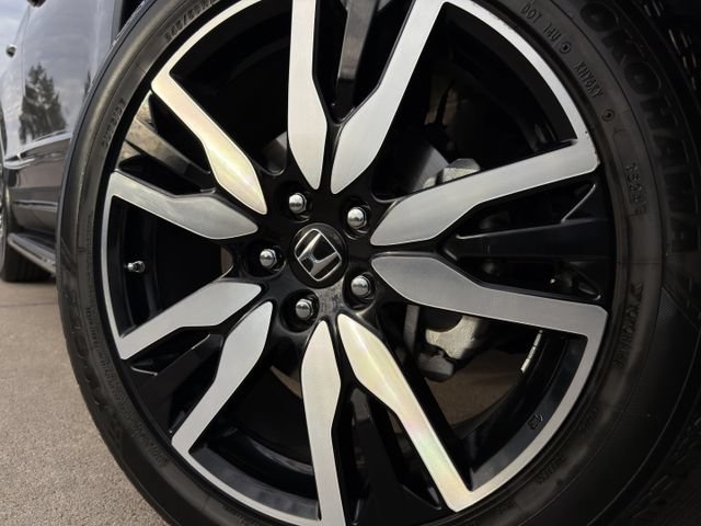 Used 2022 Honda Pilot Touring image 10