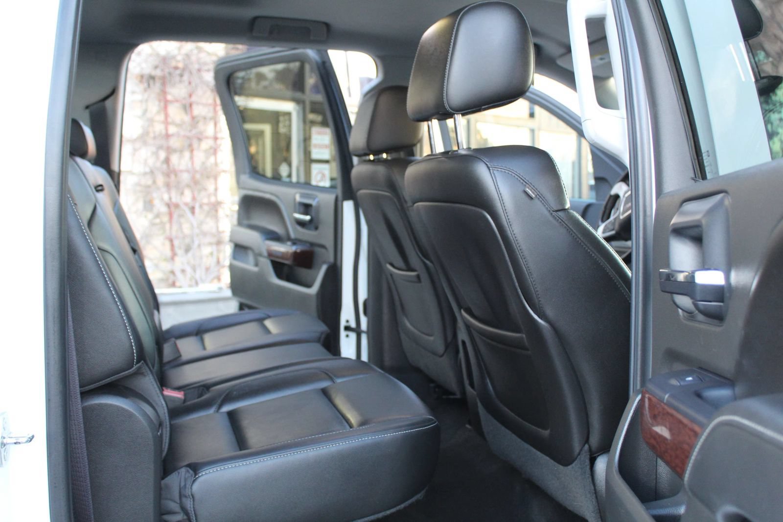 Used 2015 GMC Sierra 1500 SLT w/ SLT Crew Cab Value Package RWD image 11