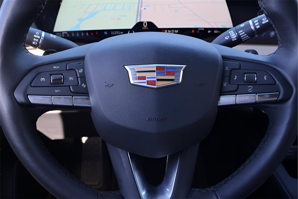 Certified 2024 Cadillac XT4 Luxury w/ Cold Weather Package image 15