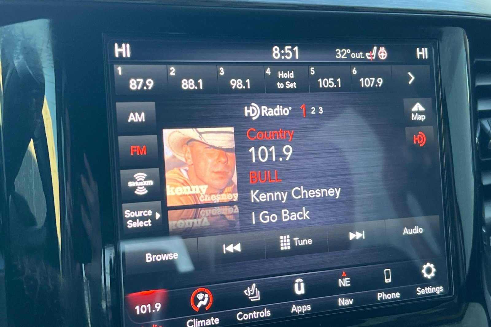 Used 2020 RAM 3500 Laramie image 19