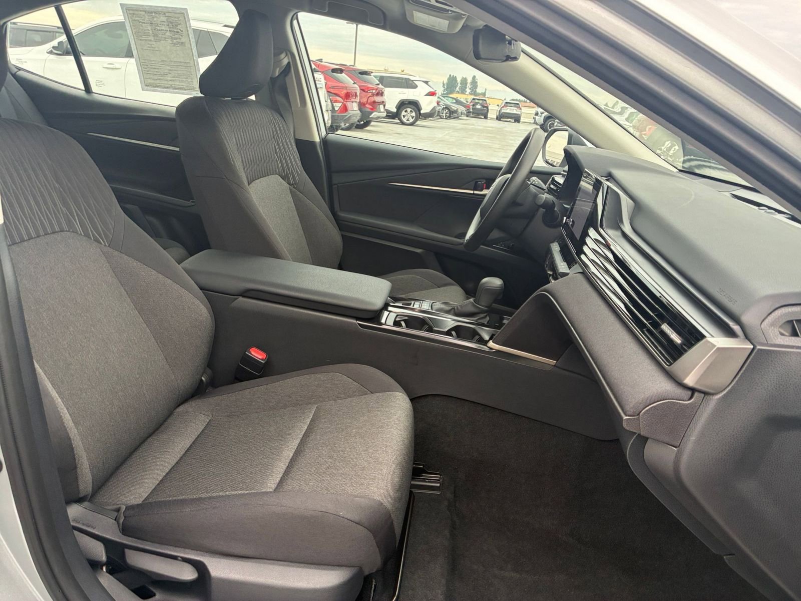 Used 2025 Toyota Camry LE image 35