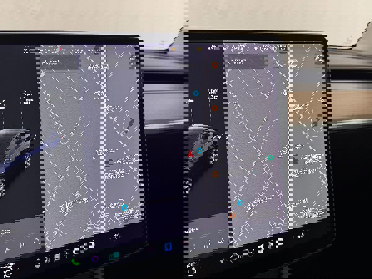 Used 2021 Tesla Model Y Long Range image 19