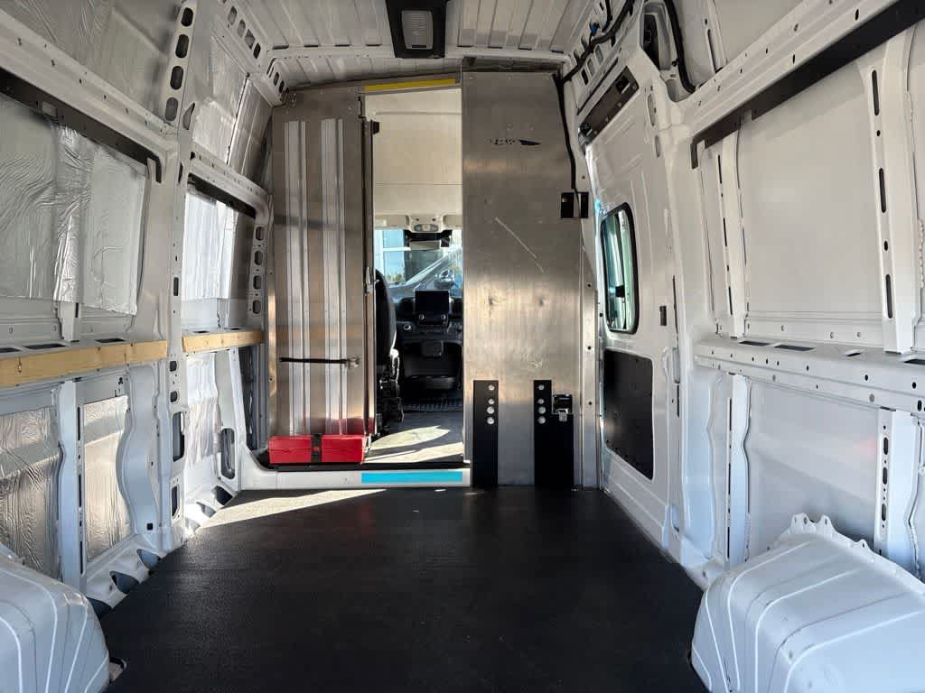 Used 2024 RAM ProMaster 3500 w/ Delivery Van Package FWD image 11