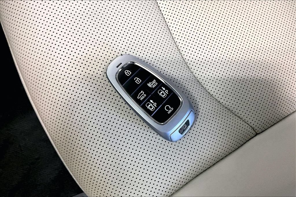 Used 2023 Hyundai Sonata Limited FWD image 10