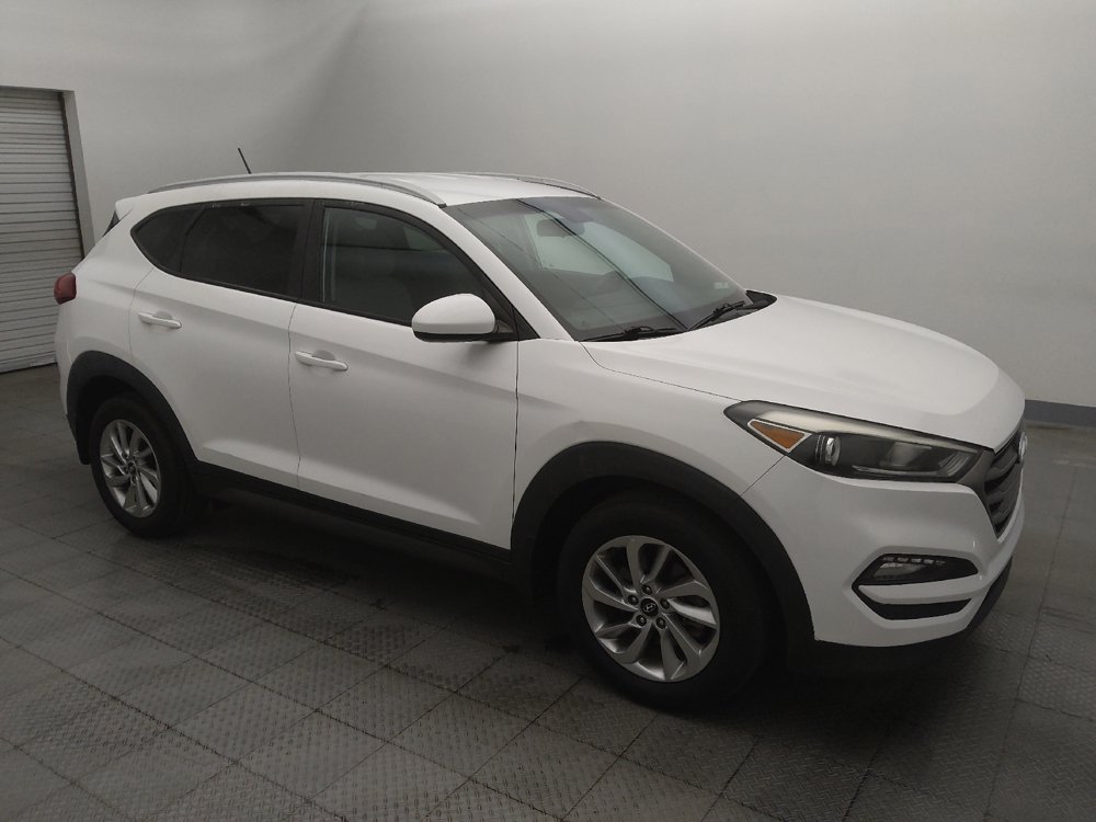Used 2016 Hyundai Tucson SE w/ Option Group 02 FWD image 11