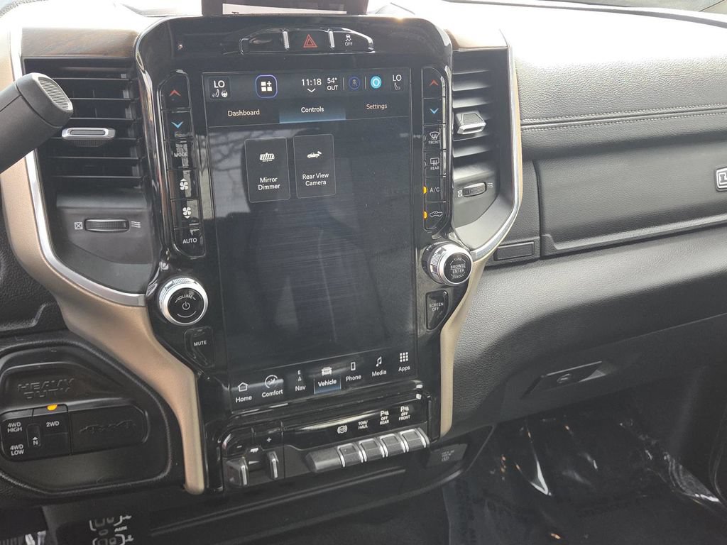 Used 2024 RAM 2500 Laramie AWD/4WD image 28