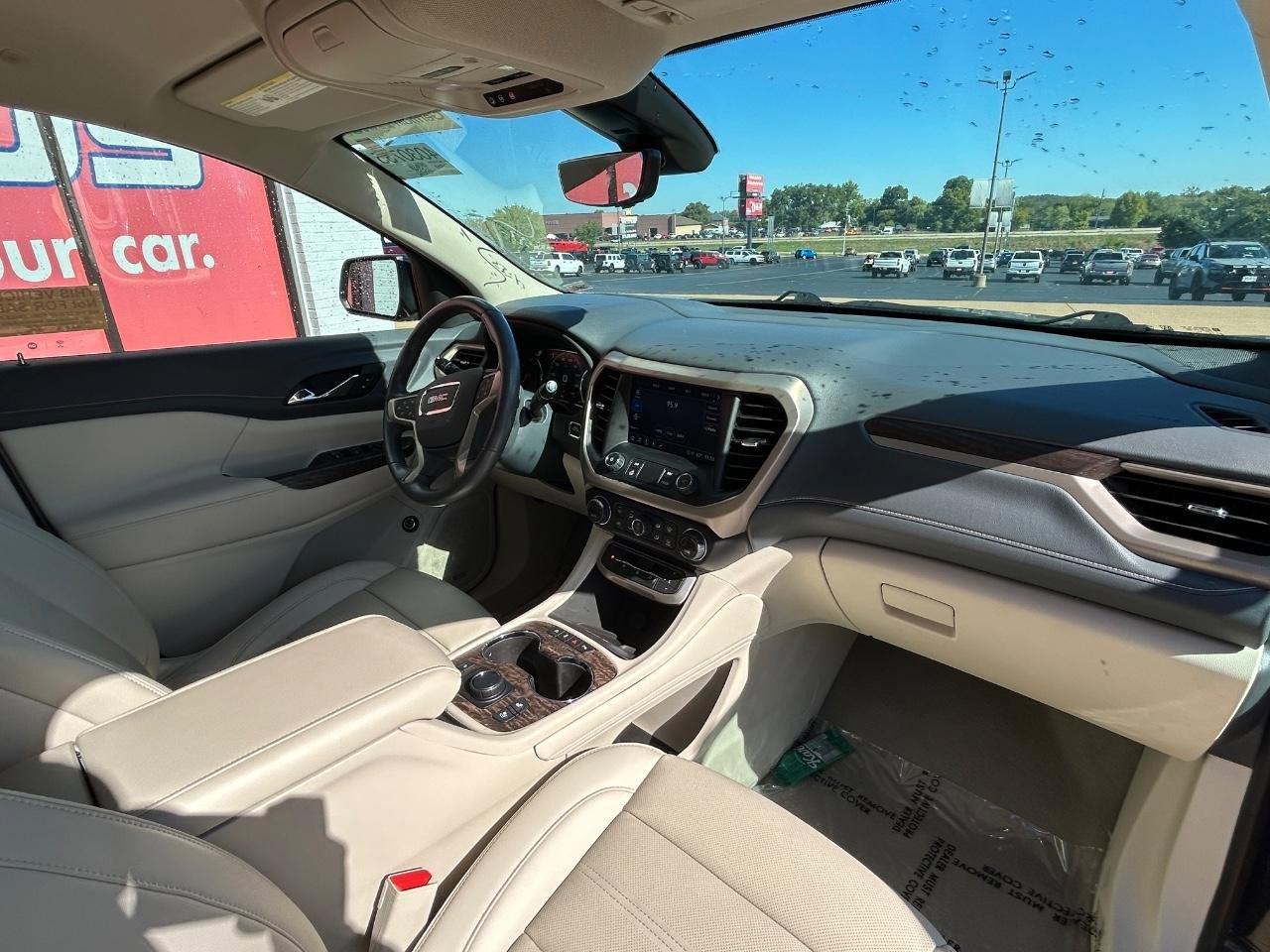 Used 2021 GMC Acadia Denali w/ Denali Technology Package image 14