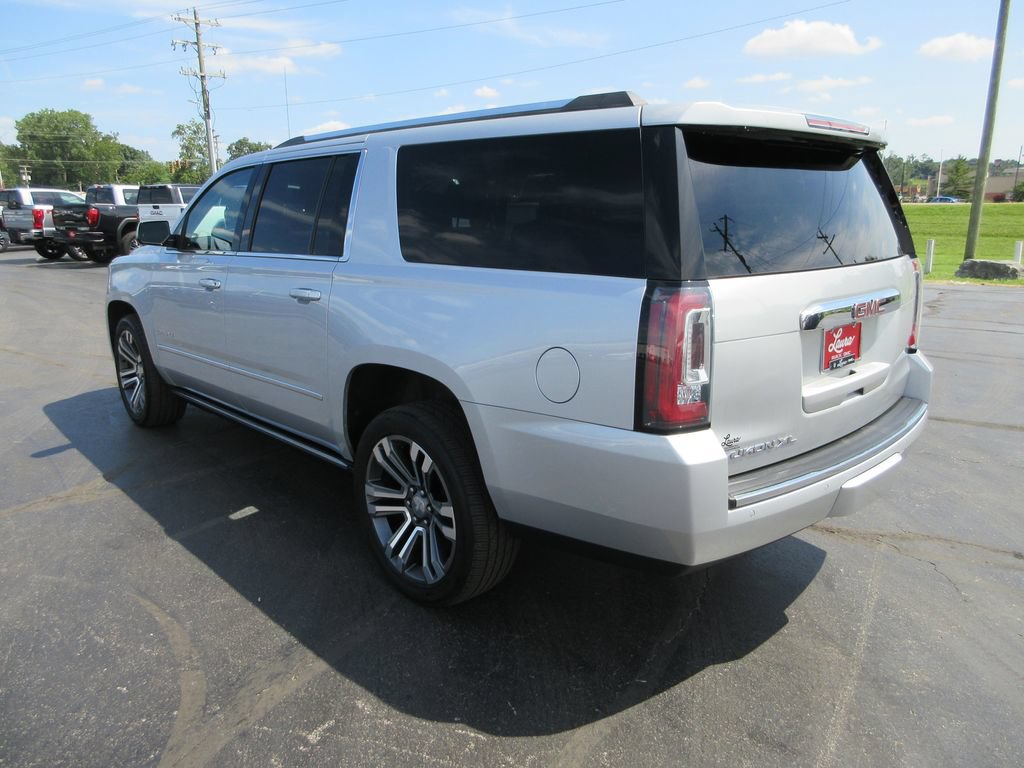 Certified 2018 GMC Yukon XL Denali w/ Denali Ultimate Package AWD/4WD image 10