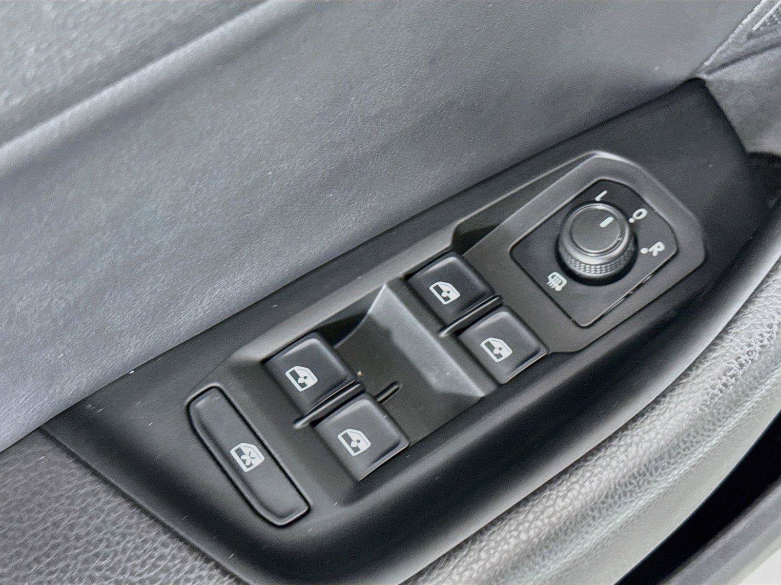 Used 2019 Volkswagen Arteon SE AWD/4WD image 26