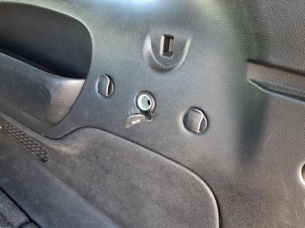 Used 2024 Dodge Durango SXT image 6