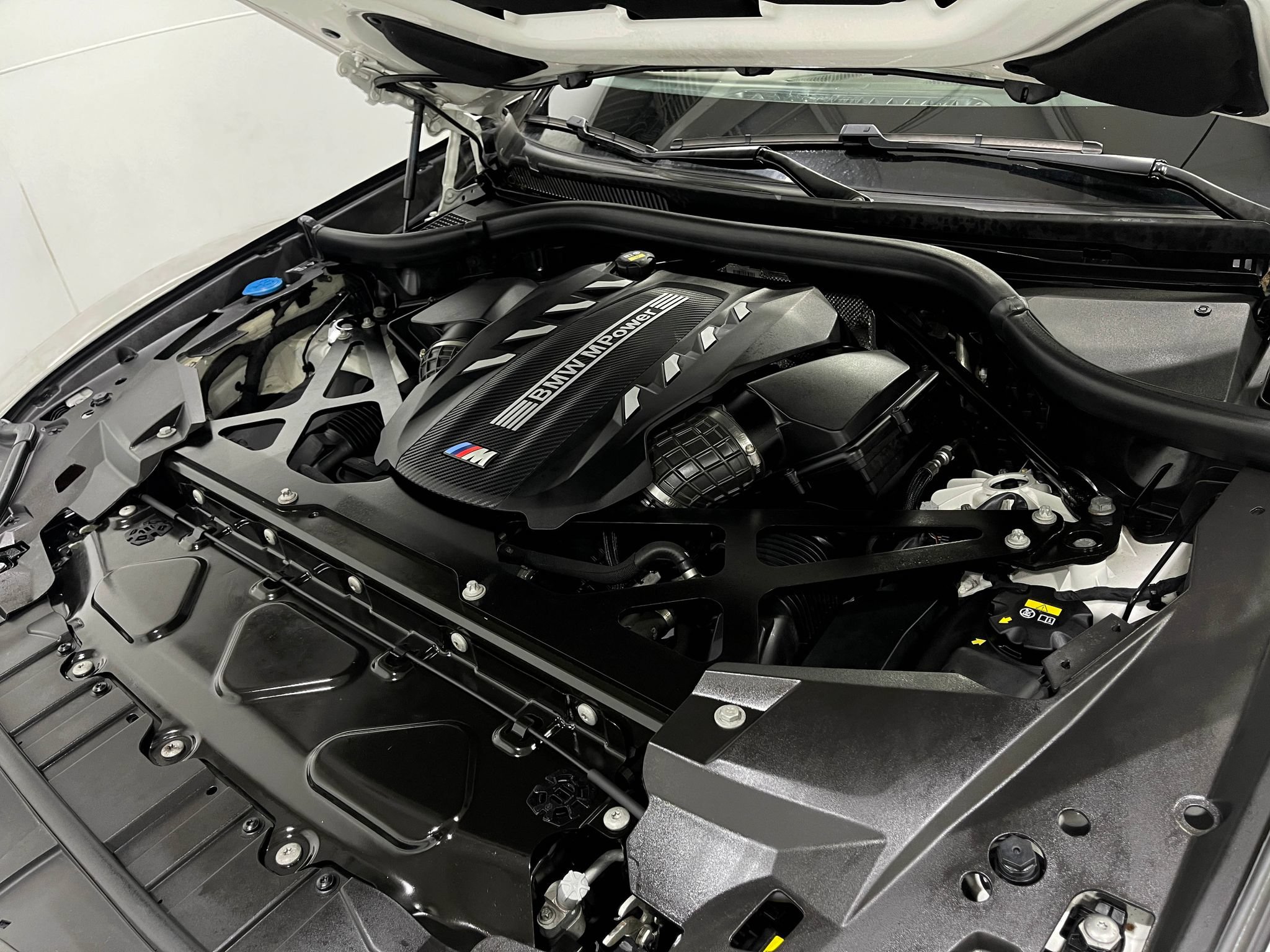 Used 2021 BMW X5 M w/ Competition Package AWD/4WD image 28
