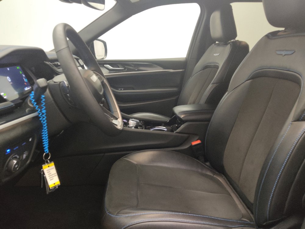 Used 2022 Jeep Grand Cherokee Trailhawk image 17
