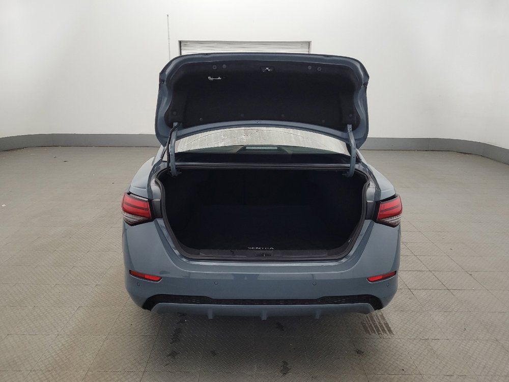 Used 2025 Nissan Sentra SV FWD image 29