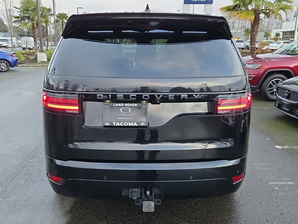 Certified 2024 Land Rover Discovery Dynamic SE image 6