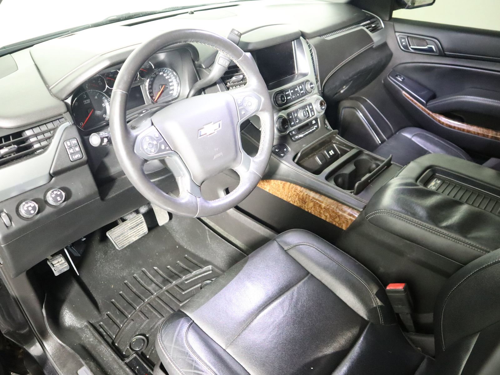 Used 2015 Chevrolet Suburban LTZ AWD/4WD image 20