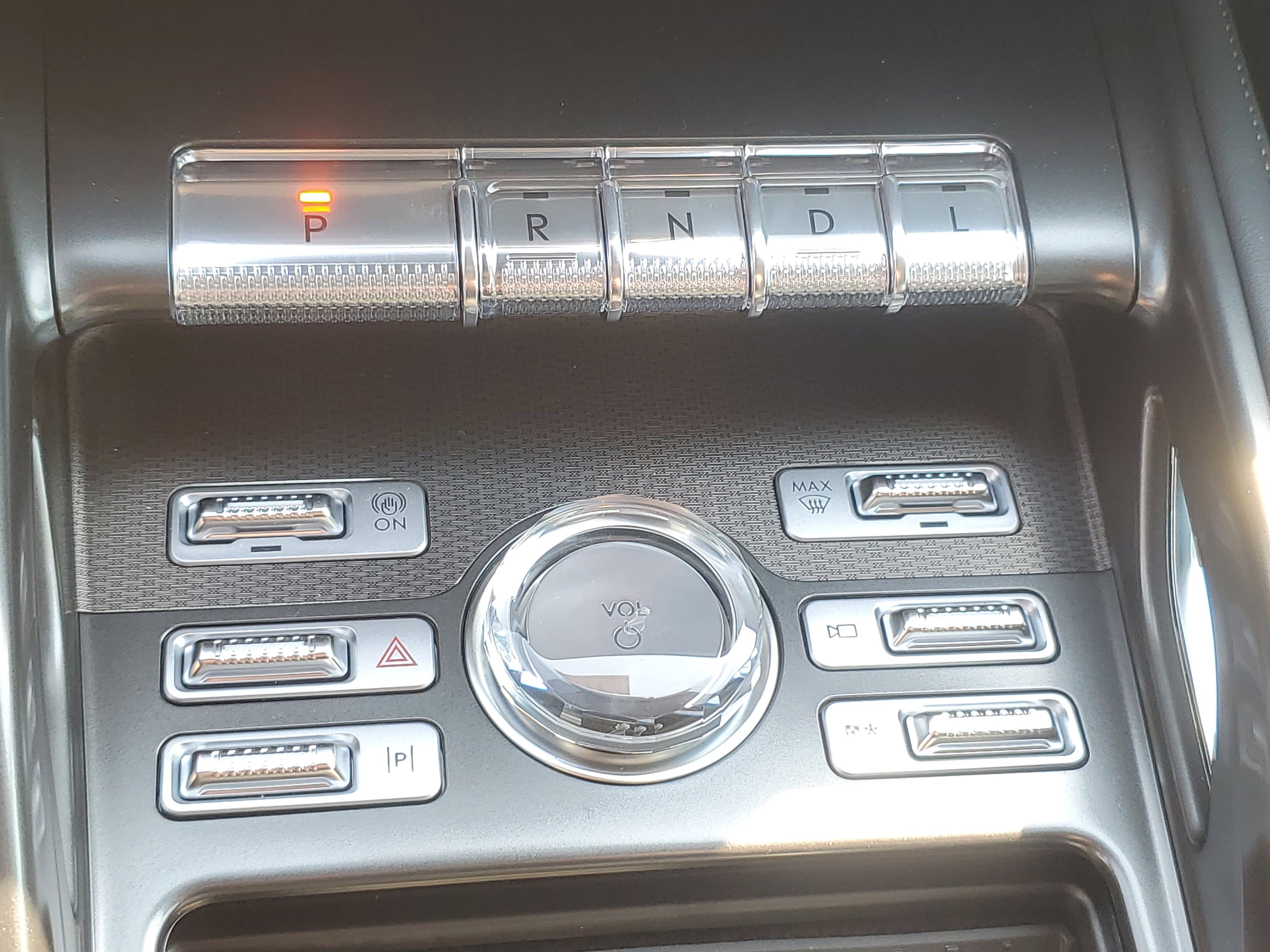 New 2026 Lincoln Nautilus Premier w/ Equipment Group 102A AWD/4WD image 21