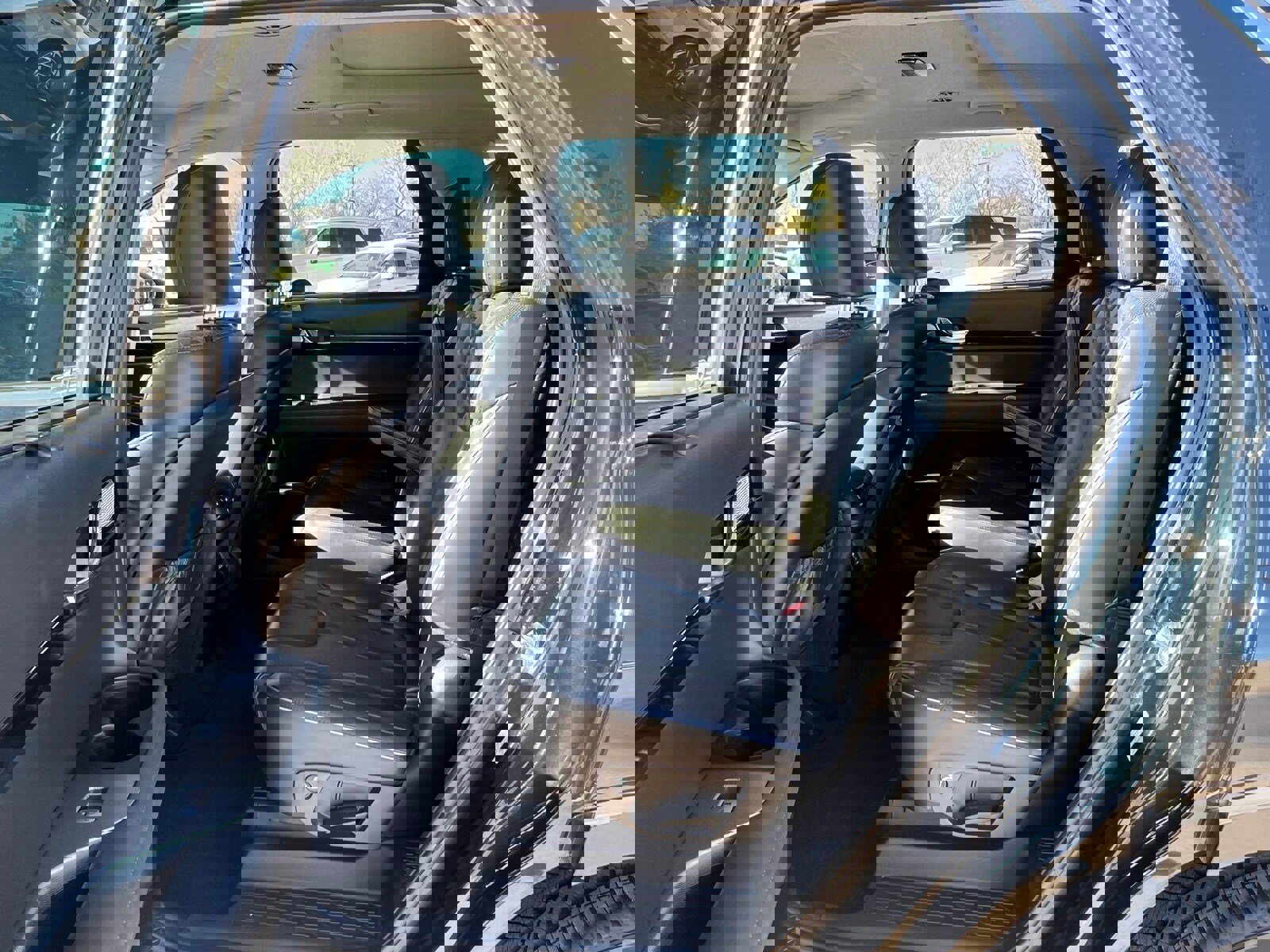 Used 2022 Hyundai Palisade Limited image 19