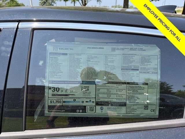 New 2025 Buick Envista Avenir image 9