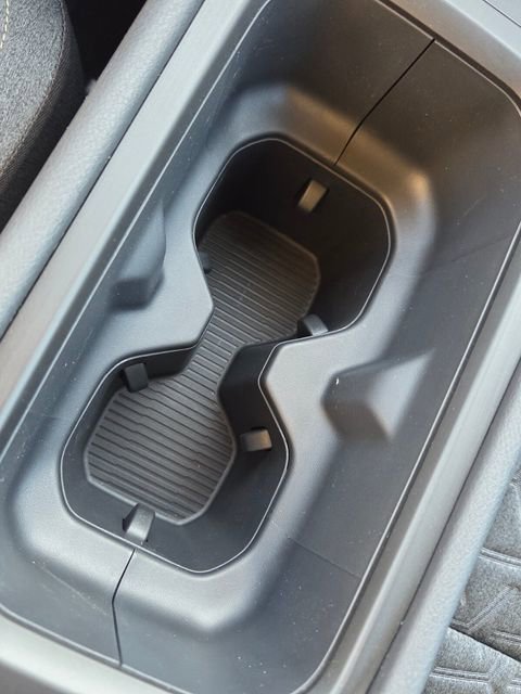 New 2026 Nissan Kicks SV image 22