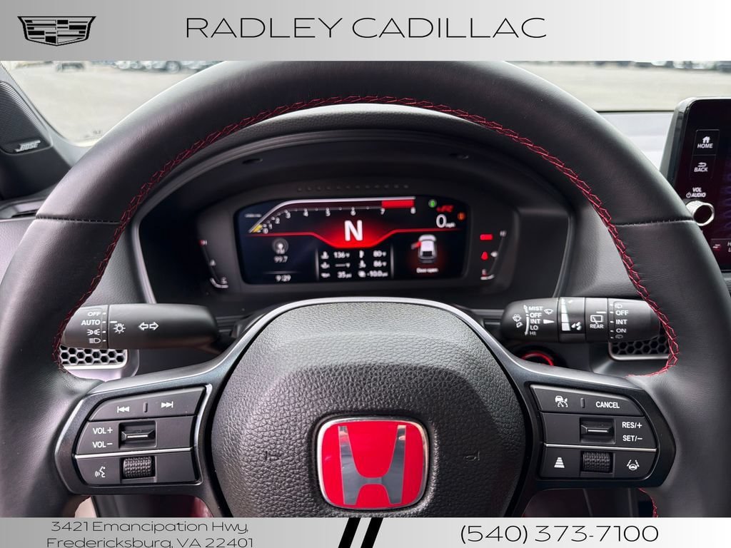 Used 2023 Honda Civic Type R image 5