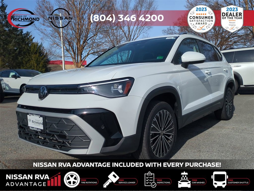 Used 2025 Volkswagen Taos SE image 2