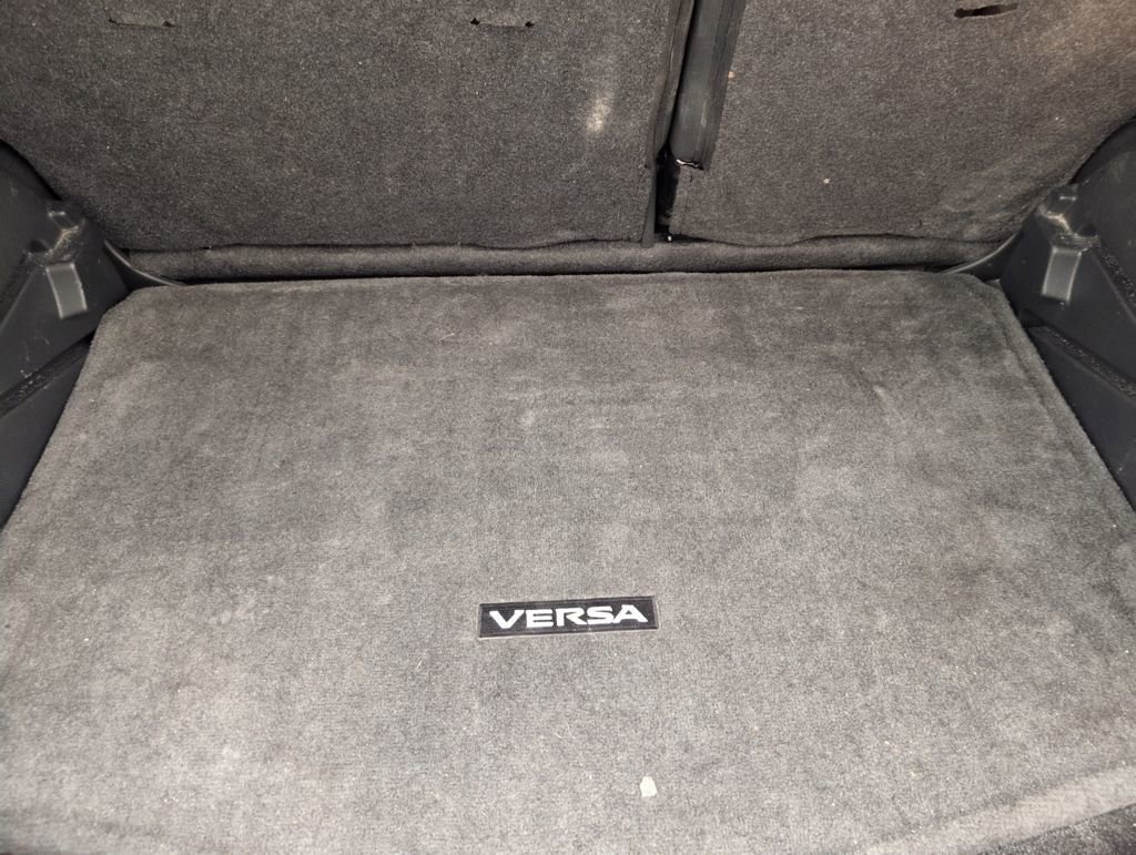 Used 2016 Nissan Versa Note SV FWD image 28