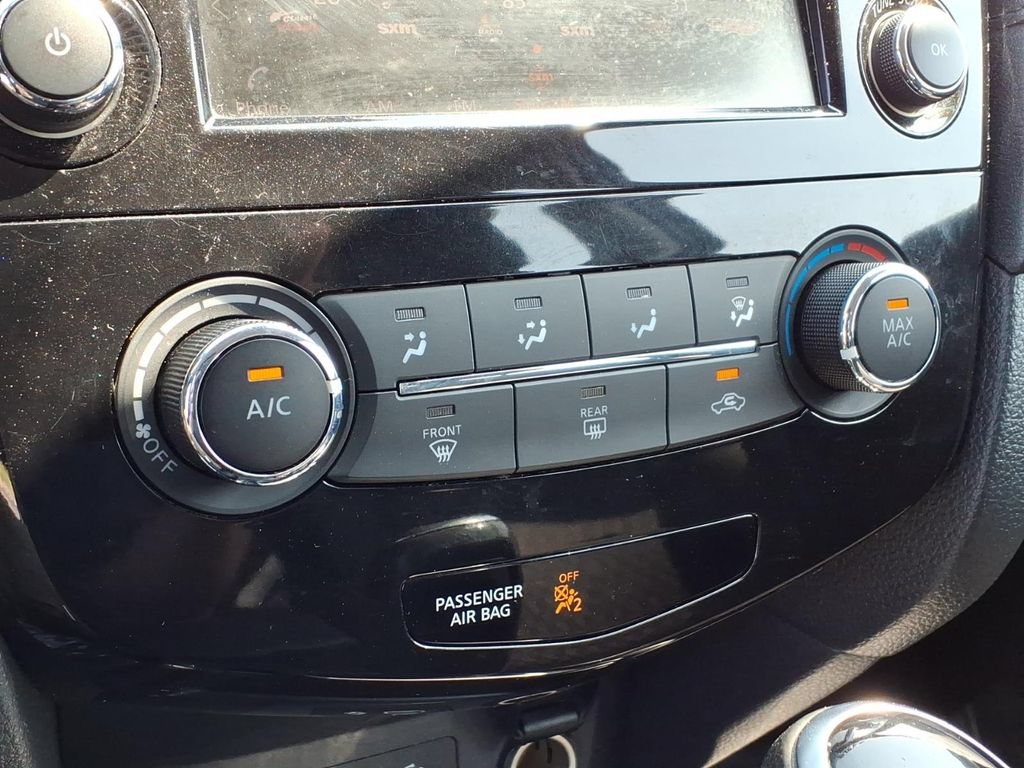 Used 2019 Nissan Rogue S AWD/4WD image 20