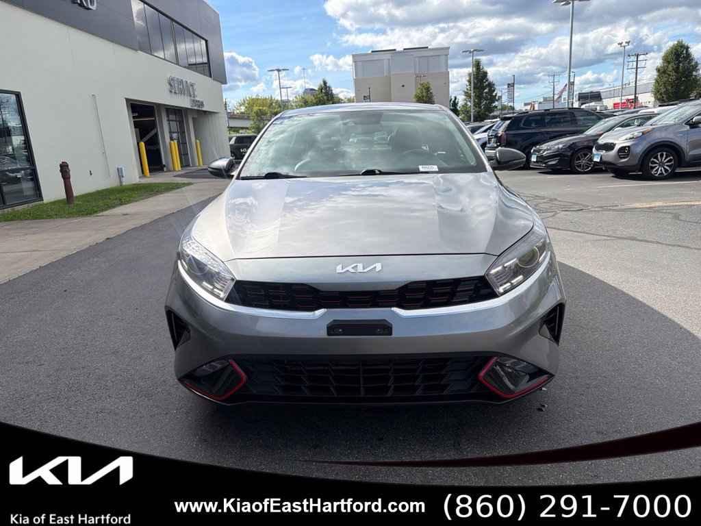 Certified 2023 Kia Forte GT-Line FWD image 4