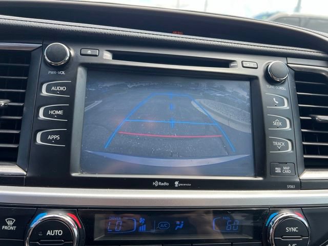 Used 2014 Toyota Highlander XLE AWD/4WD image 20