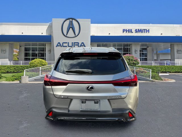 Used 2019 Lexus UX 200 F Sport w/ F Sport Premium Package FWD image 4